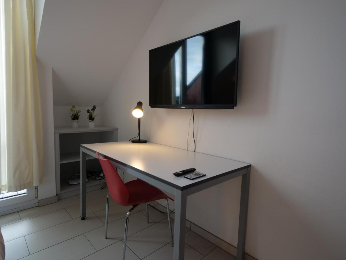 Rooftop Apartment By Rabe - Parkplatz & Free Netflix & Balkon Karlsruhe Exterior photo